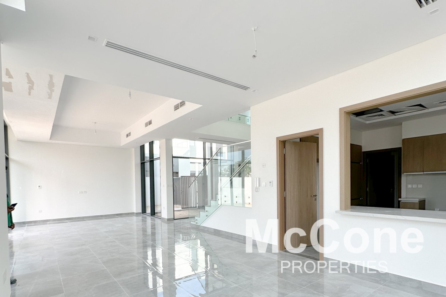 Villa T4 em Al Furjan, UAE N.º 35203