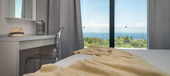 4 bedrooms Commercial property in Zakynthos, Greece No. 688 12