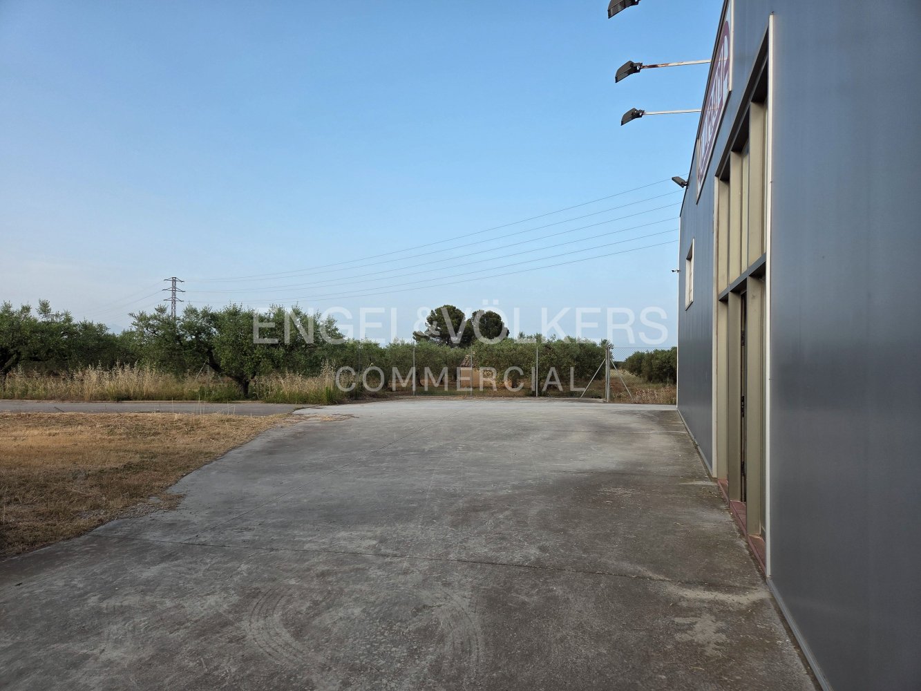 Склад 612м² в Барселона, Испания № 141212