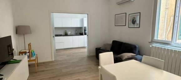 3 bedrooms Apartment in Palermo, Italy No. 61498 5