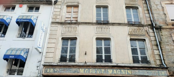 510m² Building in Bourbonne-les-Bains, France No. 77753 3