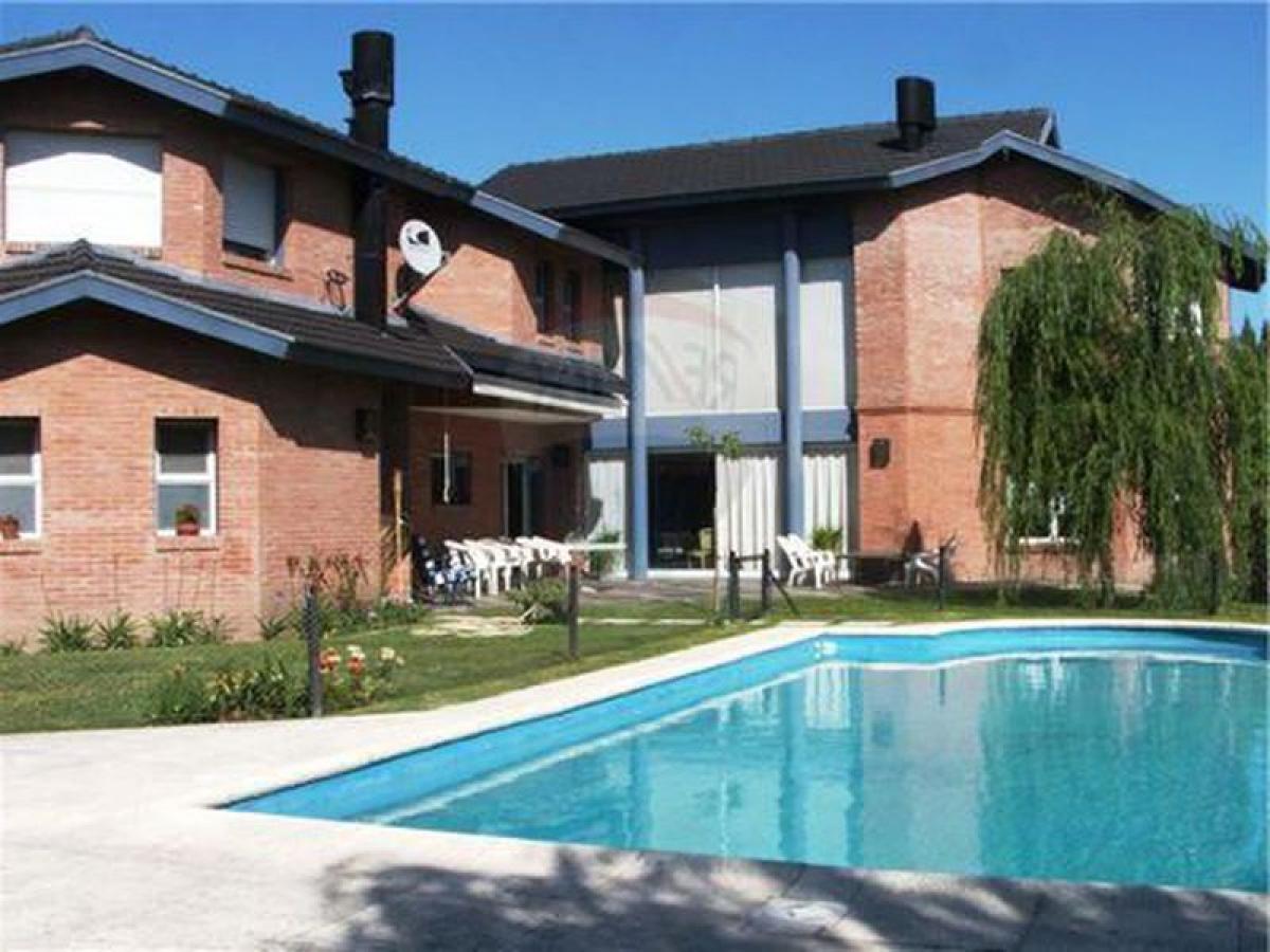 4 bedrooms House in Tigre, Argentina No. 5108