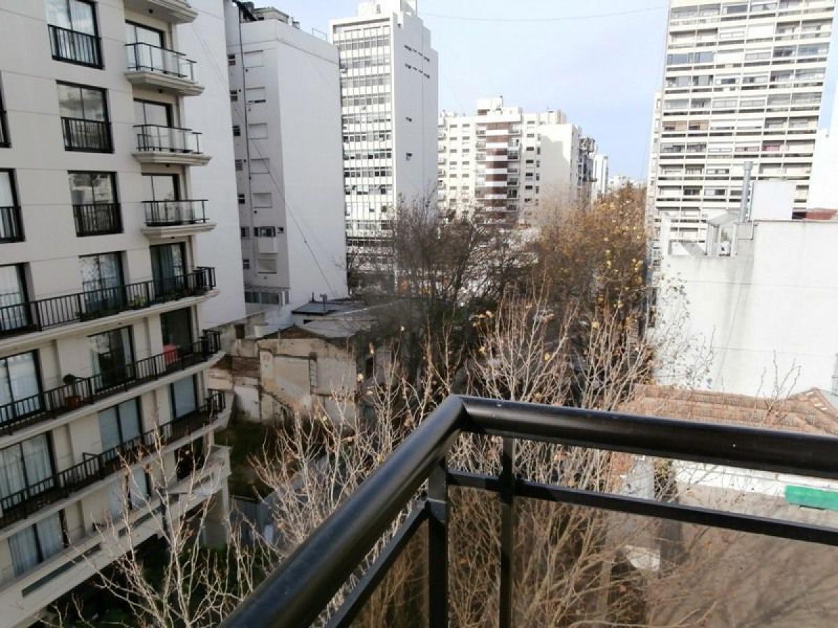 Apartamento de 3 dormitorios en Mar del Plata, Argentina No. 71926