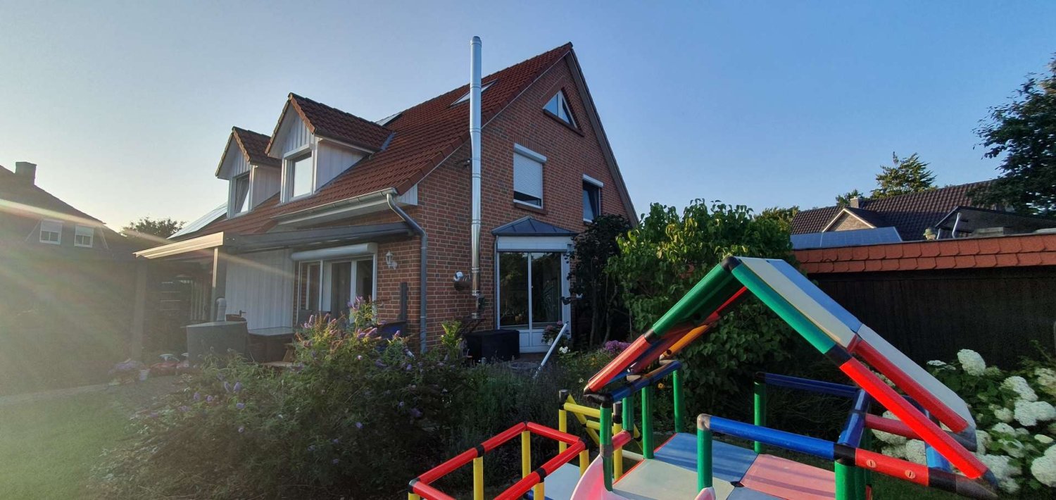 5 rooms Townhouse in Segeberg, Germany No. 286550