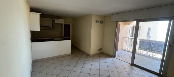 1 bedroom Apartment in Frejus, France No. 339838 2