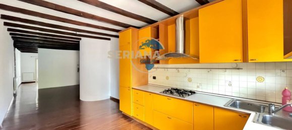 3 rooms Apartment in Bergamo, Italy No. 258825 8