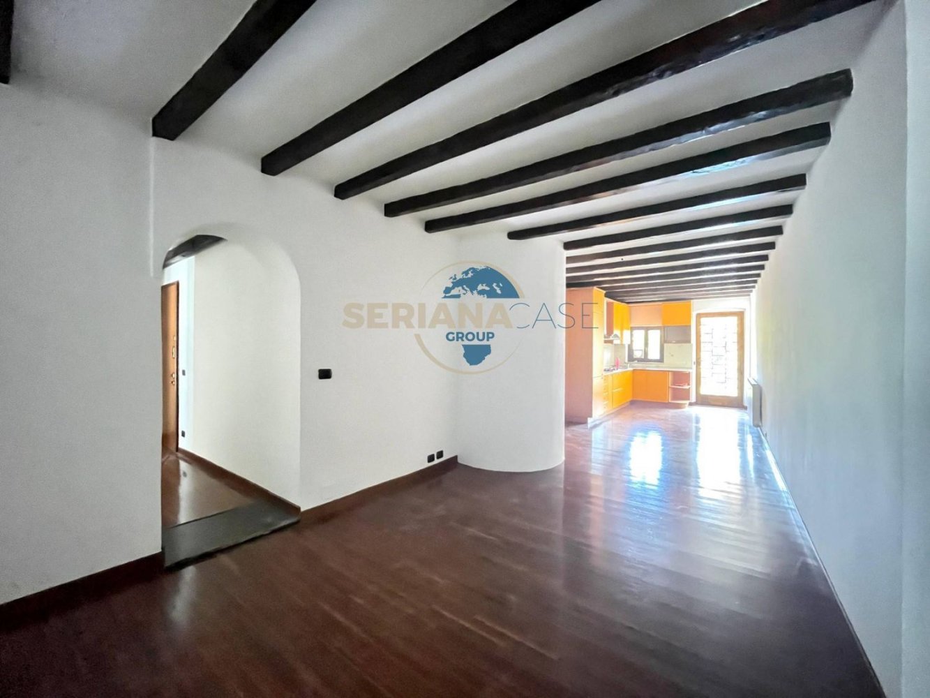 3 rooms Apartment in Bergamo, Italy No. 258825