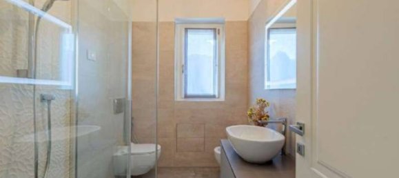 3 bedrooms House in Sondrio, Italy No. 329833 13