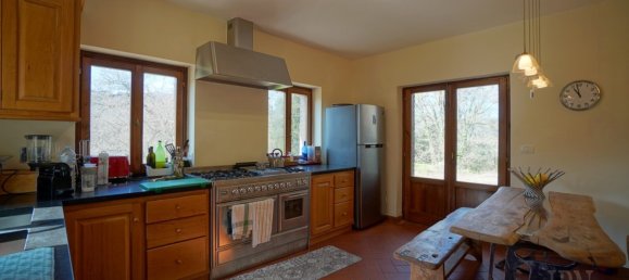 4 bedrooms House in Monterchi, Italy No. 48890 21