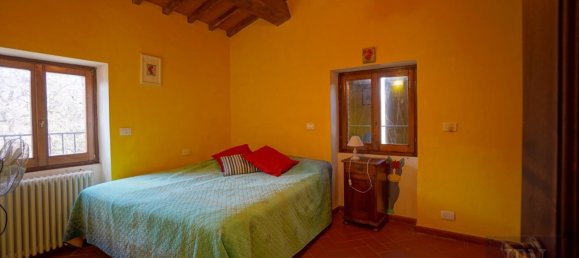 4 bedrooms House in Monterchi, Italy No. 48890 28