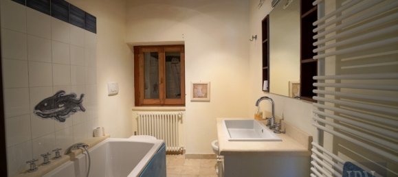 4 bedrooms House in Monterchi, Italy No. 48890 29