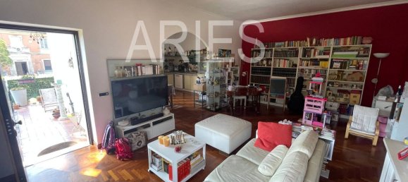 Villa de 3 dormitorios en Fiumicino, Italy No. 377748 20