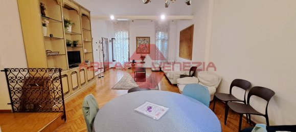 3 rooms Apartment in Venice, Italy No. 234516 6