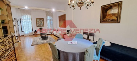 3 rooms Apartment in Venice, Italy No. 234516 5