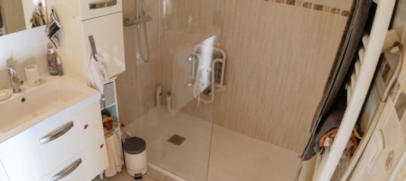 3 bedrooms House in Pyrenees-Orientales, France No. 347190 6