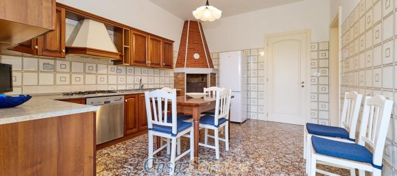 6 rooms Villa in Taviano, Italy No. 235426 32