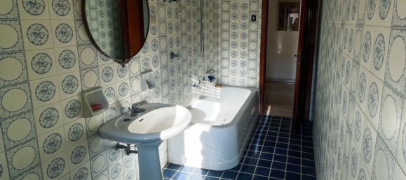 Apartamento de 8 habitaciónes en Portici, Italy No. 255281 6