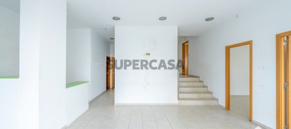 Gewerbliche Immobilie in Odivelas, Portugal 152m², Nr. 154121 5