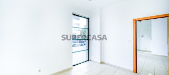 Gewerbliche Immobilie in Odivelas, Portugal 152m², Nr. 154121 10