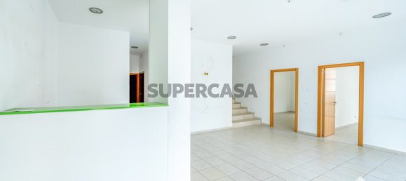Gewerbliche Immobilie in Odivelas, Portugal 152m², Nr. 154121 4