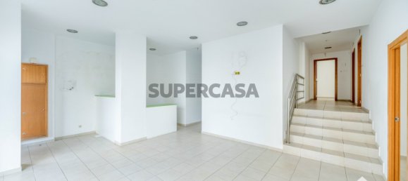 Gewerbliche Immobilie in Odivelas, Portugal 152m², Nr. 154121 6