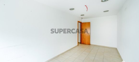 Gewerbliche Immobilie in Odivelas, Portugal 152m², Nr. 154121 19