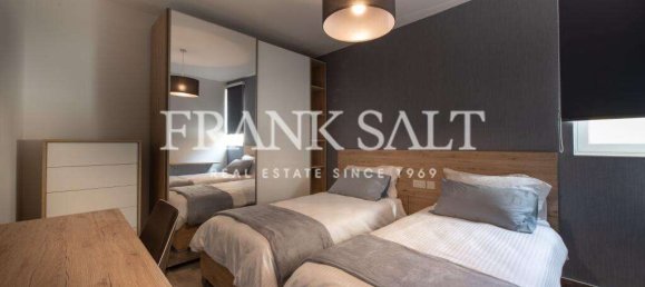 2 bedrooms Apartment in Ta' Xbiex, Malta No. 9399 7