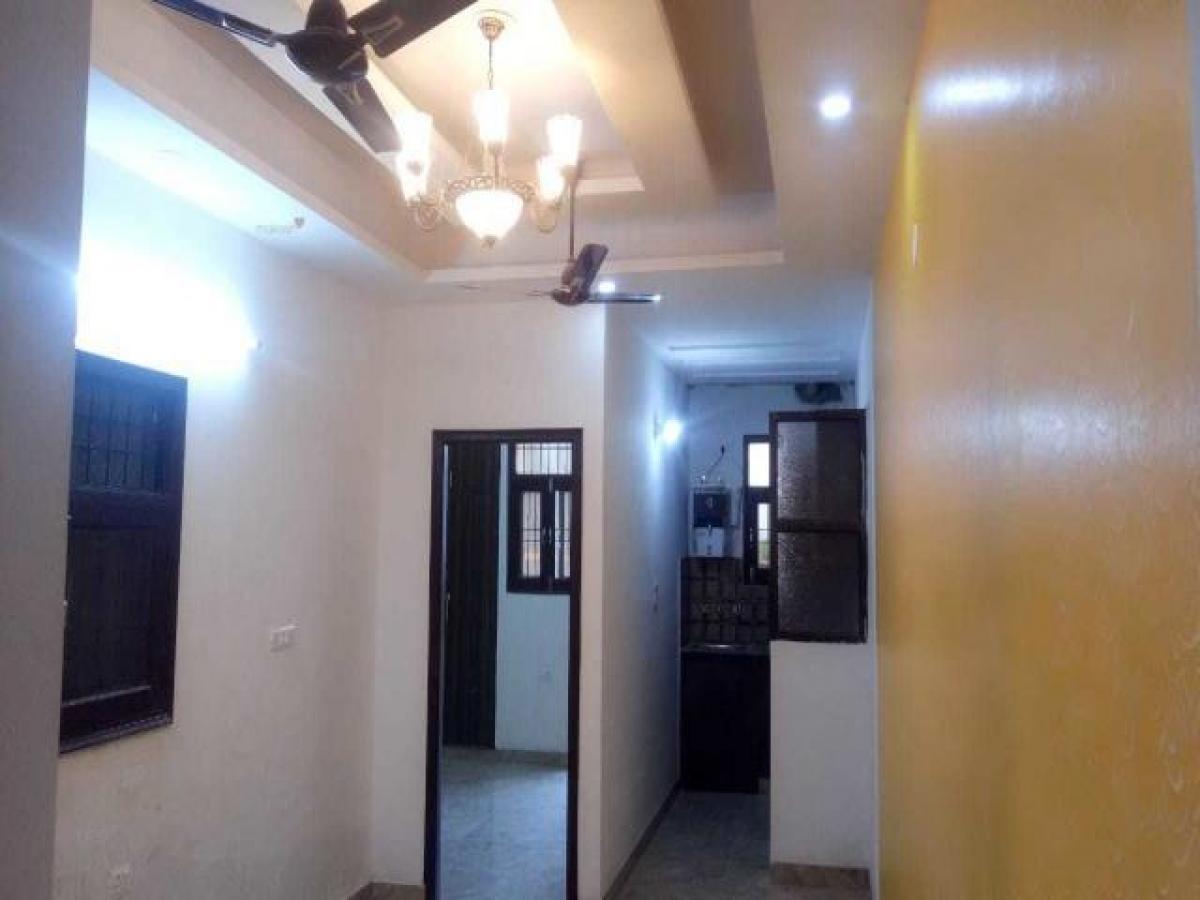 2 غرف نوم منزل في Noida, India رقم 2812