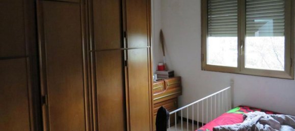 5 rooms Apartment in Milan, Italy No. 331500 8