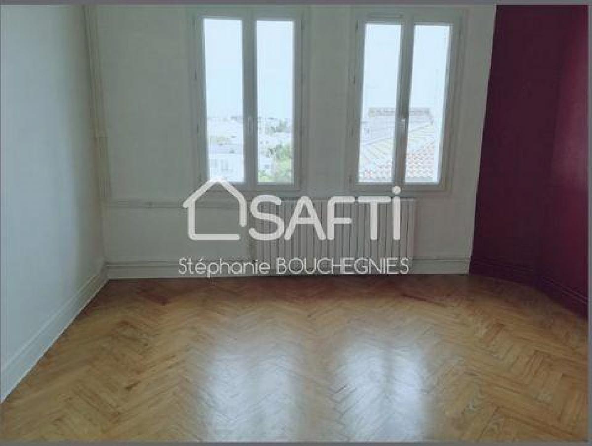 Apartamento de 2 dormitorios en Royan, France No. 33926
