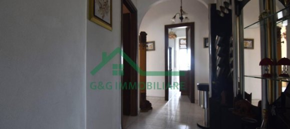 2-Zimmer Wohnung in Catania, Italy, Nr. 233059 3