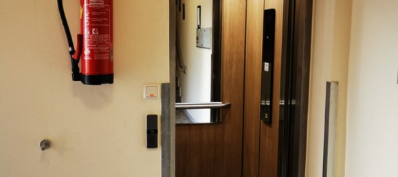 Квартира с 4 комнатами в Инсбрук-Штадт, Австрия № 212978 15