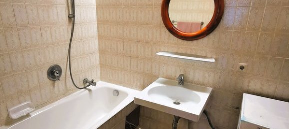 Квартира с 4 комнатами в Инсбрук-Штадт, Австрия № 212978 10