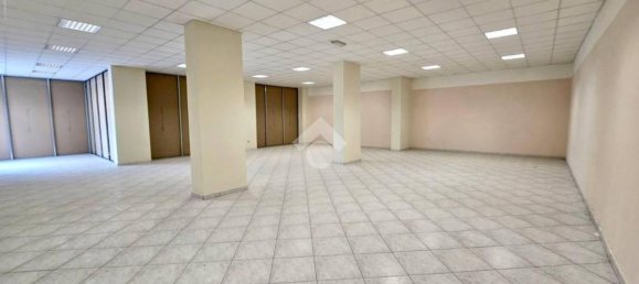 Armazém em Notaresco, Italy 309 m² N.º 362796 10