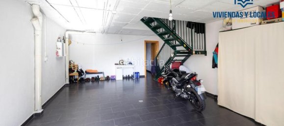 4 Schlafzimmer Haus in Jun, Spain, Nr. 94988 10