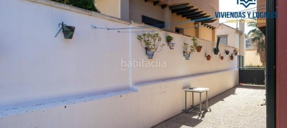 4 Schlafzimmer Haus in Jun, Spain, Nr. 94988 8