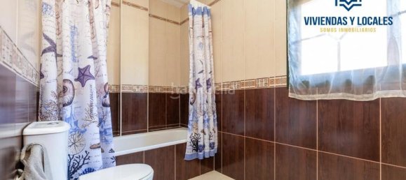 4 Schlafzimmer Haus in Jun, Spain, Nr. 94988 45