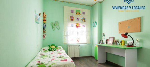 4 Schlafzimmer Haus in Jun, Spain, Nr. 94988 44