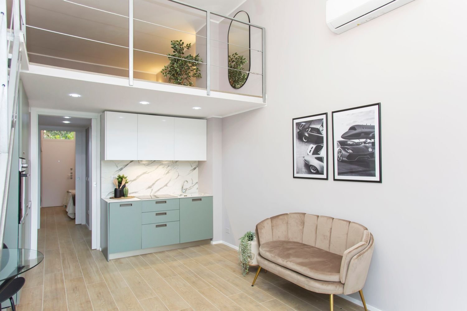 2غرفة منزل ذو طابقين في Milan, Italy رقم 240975