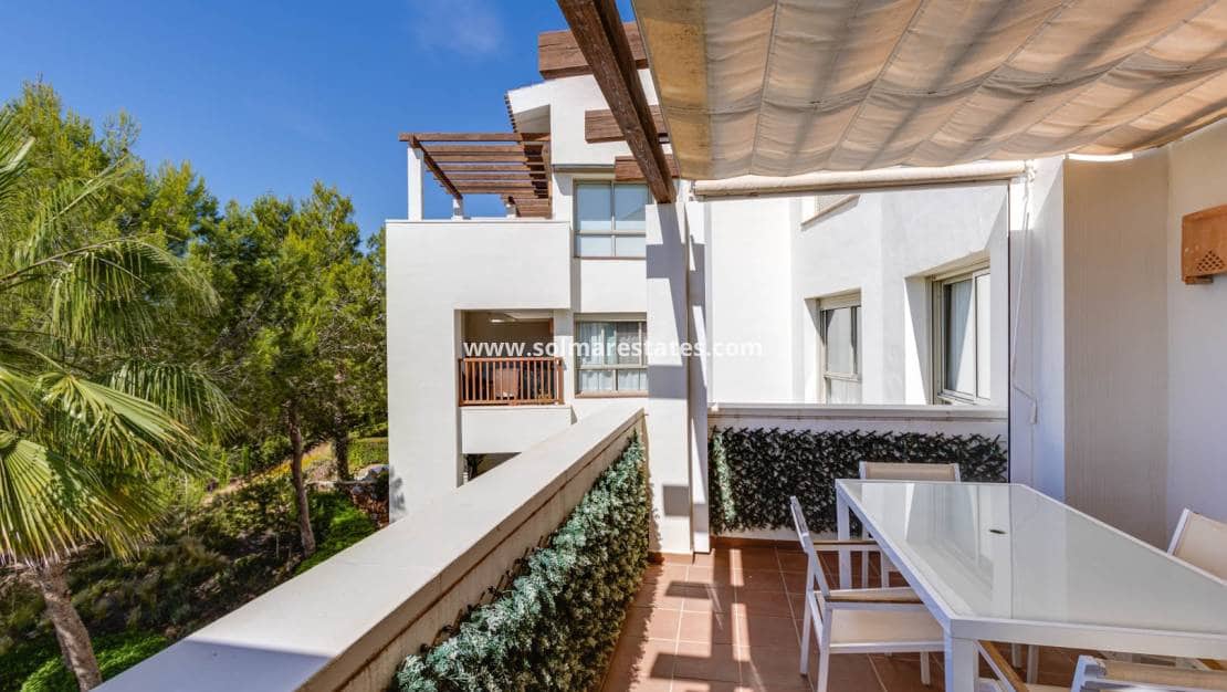 Apartamento de 2 dormitorios en Dehesa De Campoamor, Spain No. 159051