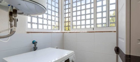 Apartamento de 2 dormitorios en Dehesa De Campoamor, Spain No. 159051 11