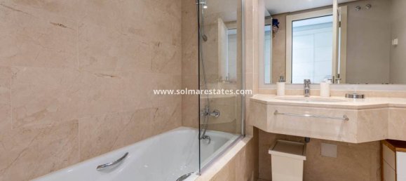 Apartamento de 2 dormitorios en Dehesa De Campoamor, Spain No. 159051 14