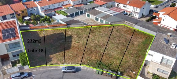 232m² Land in Matosinhos, Portugal No. 71877 2