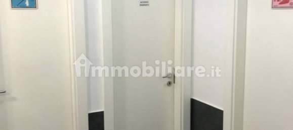 5 rooms Commercial property in Naples, Italy No. 317440 12