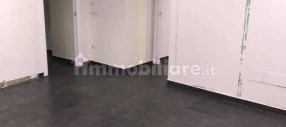 5 rooms Commercial property in Naples, Italy No. 317440 8