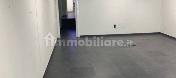 5 rooms Commercial property in Naples, Italy No. 317440 6