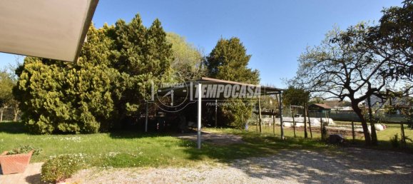 5 bedrooms Villa in Jesolo, Italy No. 288318 8