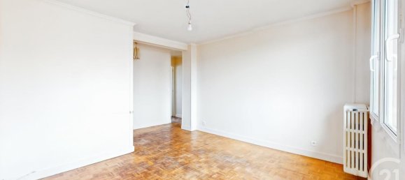 2 bedrooms Apartment in Aubervilliers, France No. 299647 3