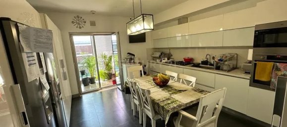 4 bedrooms Apartment in Lisbon, Portugal No. 132245 9