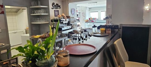 92m² Commercial property in Canet-en-Roussillon, France No. 314704 4